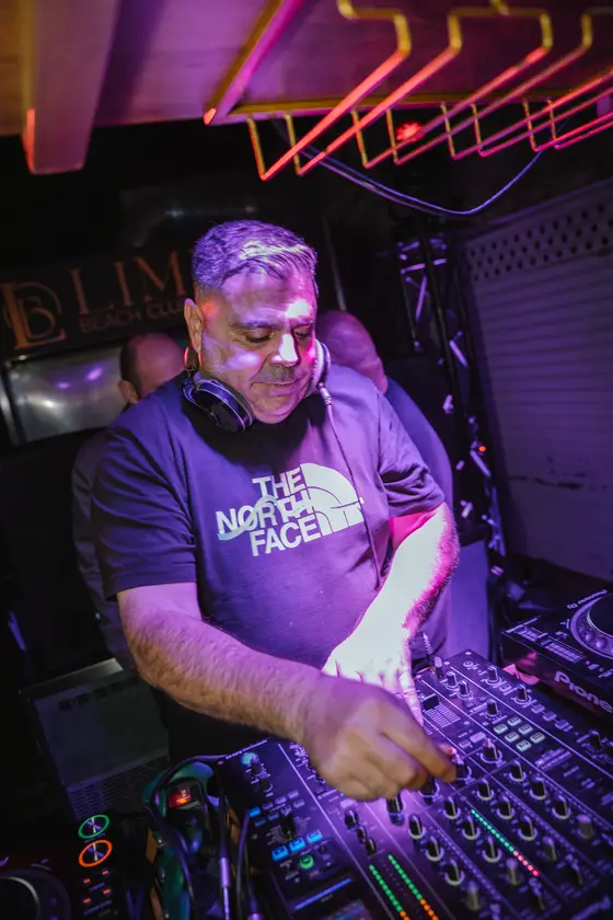 Puro Limboo · Closing 52
