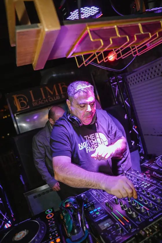 Puro Limboo · Closing 54