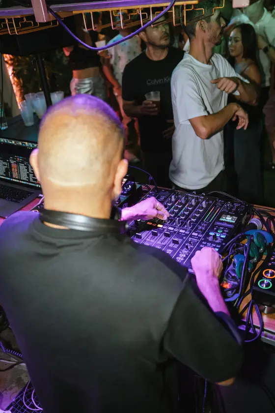 Puro Limboo · Closing 105