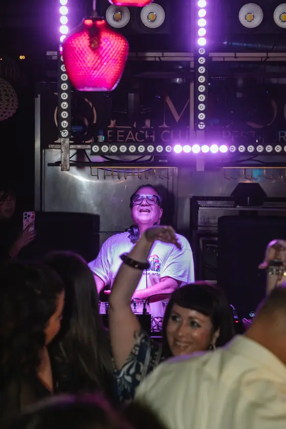 Puro Limboo · Closing 240